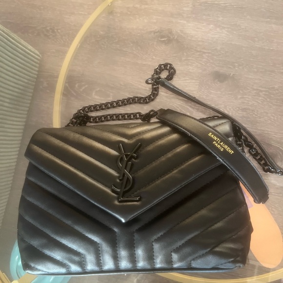 Saint Laurent Black Shoulder Bag - Picture 1 of 6